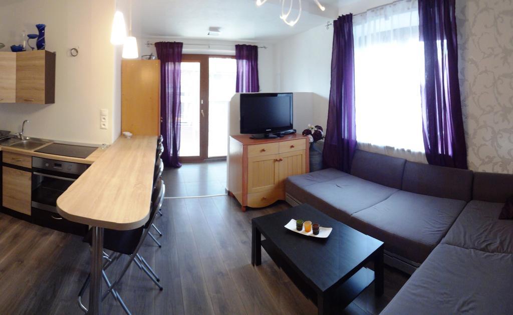 Apartman Chopok Lägenhet Liptovský Mikuláš Rum bild